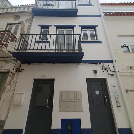 Light Wave Nazare Suite 50M Beach דירה נאזרה